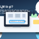 Ảnh minh họa NotebookLM với laptop, tài liệu nguồn và ghi chú AI